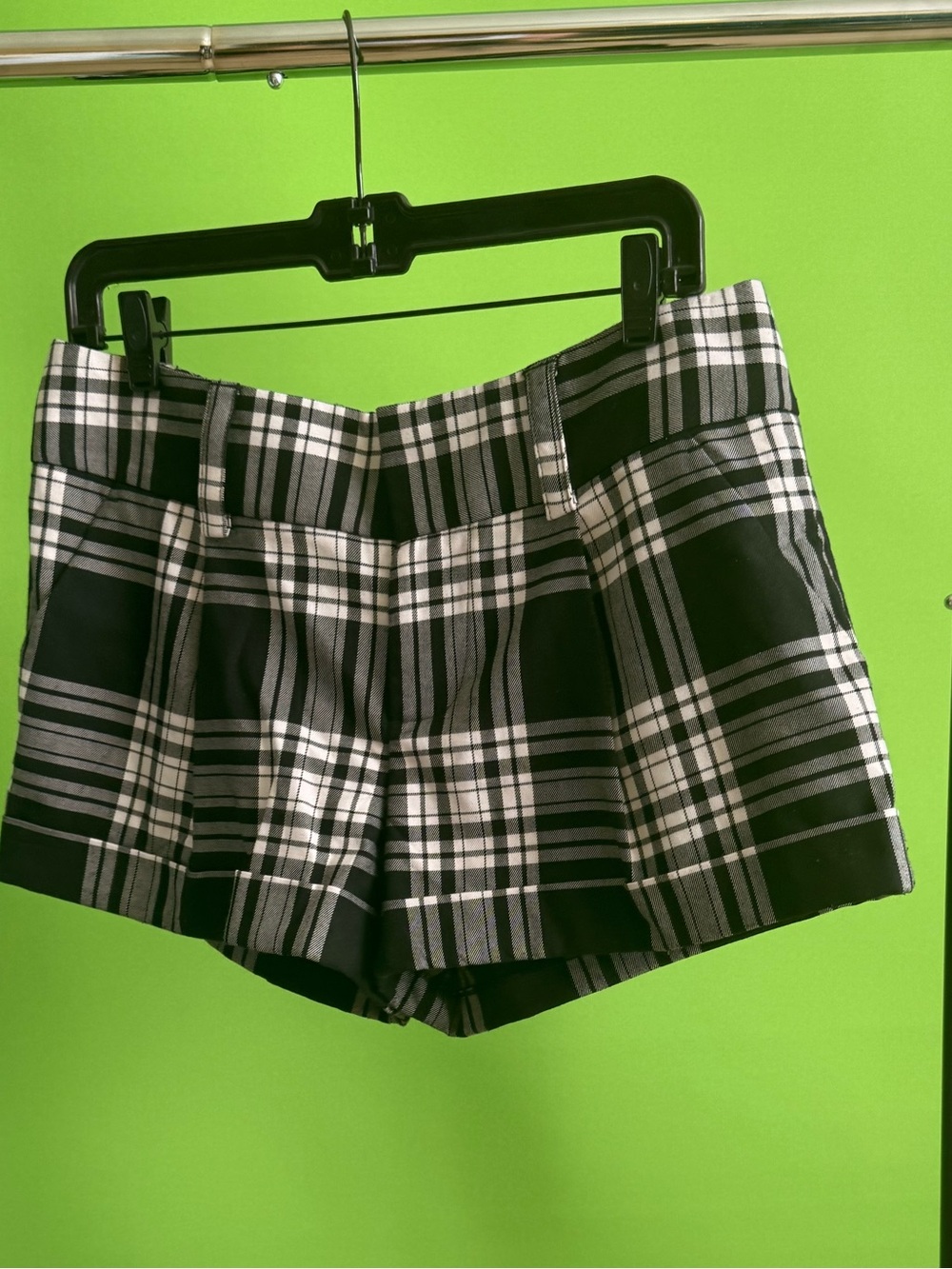 Alex & Olivia Black & White Plaid Women’s Shorts Sz 8